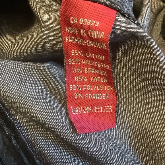 PRIVATE MEMBER WOMENS BLACK BUTTON DOWN JEAN JACKET/ Size Small - Picture 9 of 9